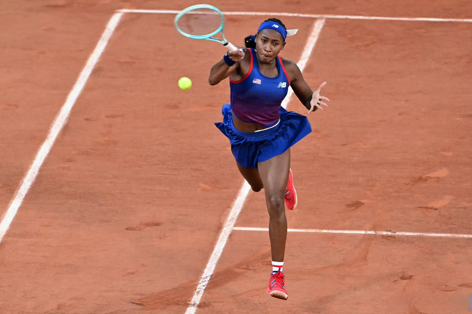 包含世界网球队完胜德国网球队，纳达尔打破历史纪录的词条