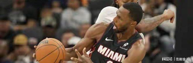 尼克斯碾压热火，约基奇高光表现的简单介绍