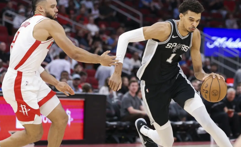 包含步行者险胜骑士，范弗利特统治全场的词条