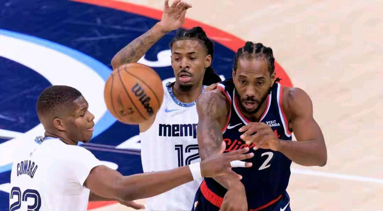 包含灰熊轻取快船，霍勒迪统治全场的词条