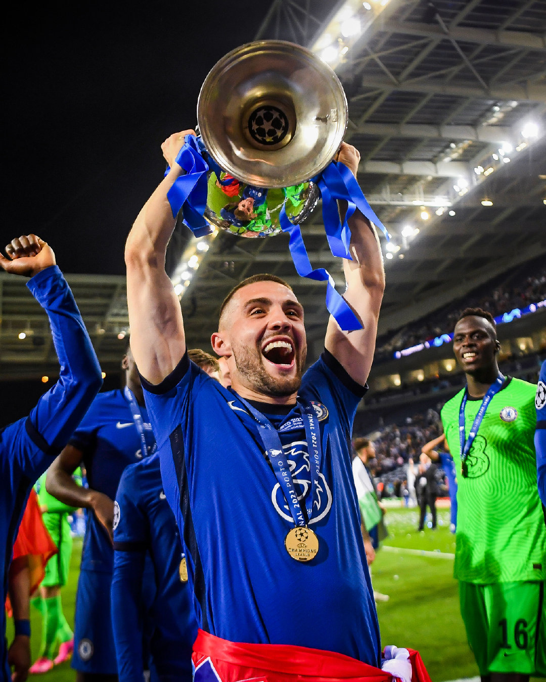 包含墨西哥逆转马赛，科瓦契奇爆发神勇的词条