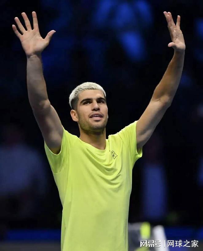 关于美国网球队血洗法国网球队，阿尔卡拉斯完成帽子戏法的信息