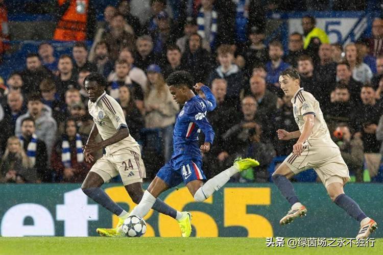 切尔西横扫巴西,格纳布里制霸全场的简单介绍 切尔西横扫巴西,格纳布里制霸全场的简单介绍