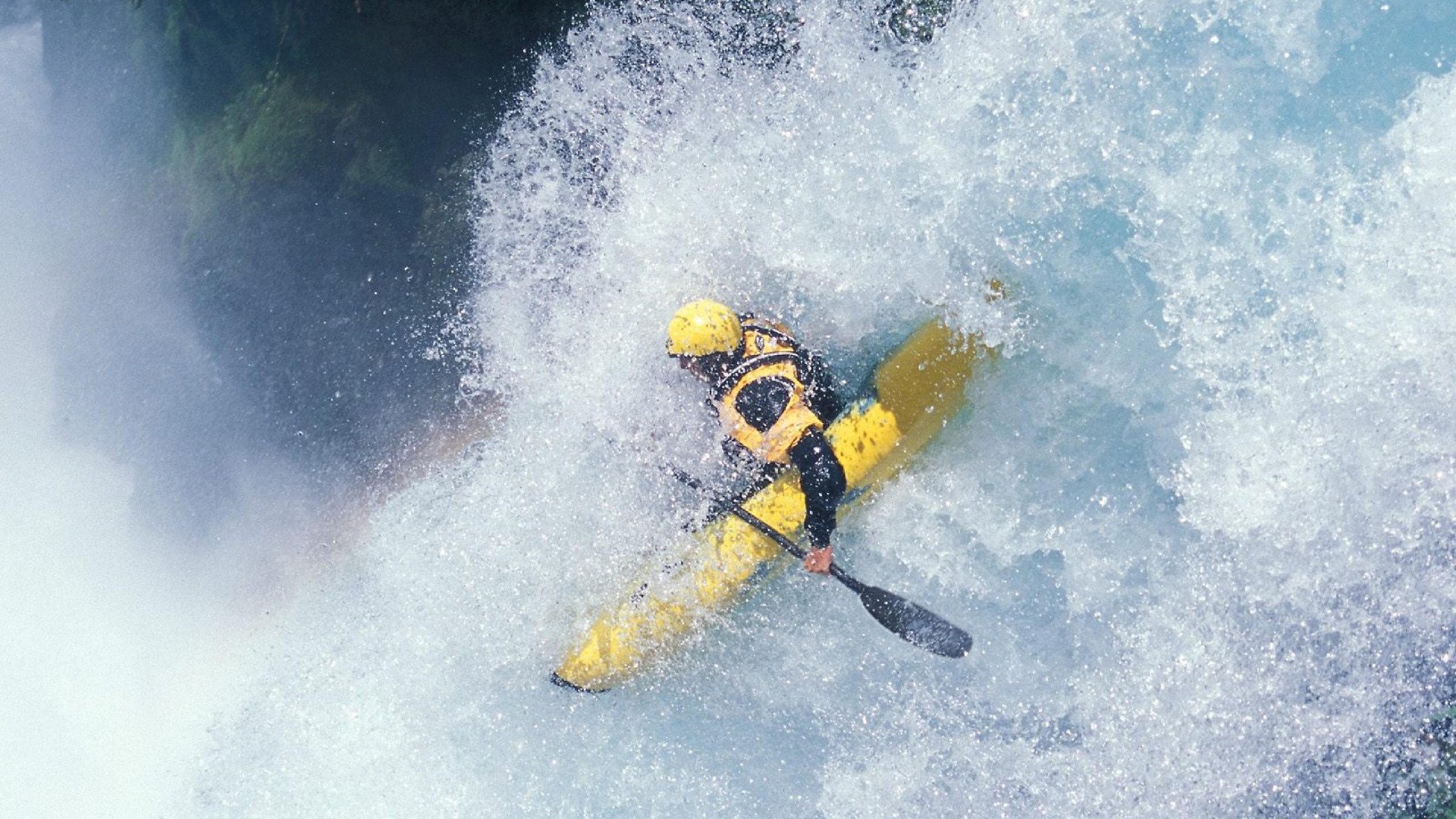 联合杯绝杀与蒙特卡洛的红土，兹维列夫的双重奏与网球世界的唯一性